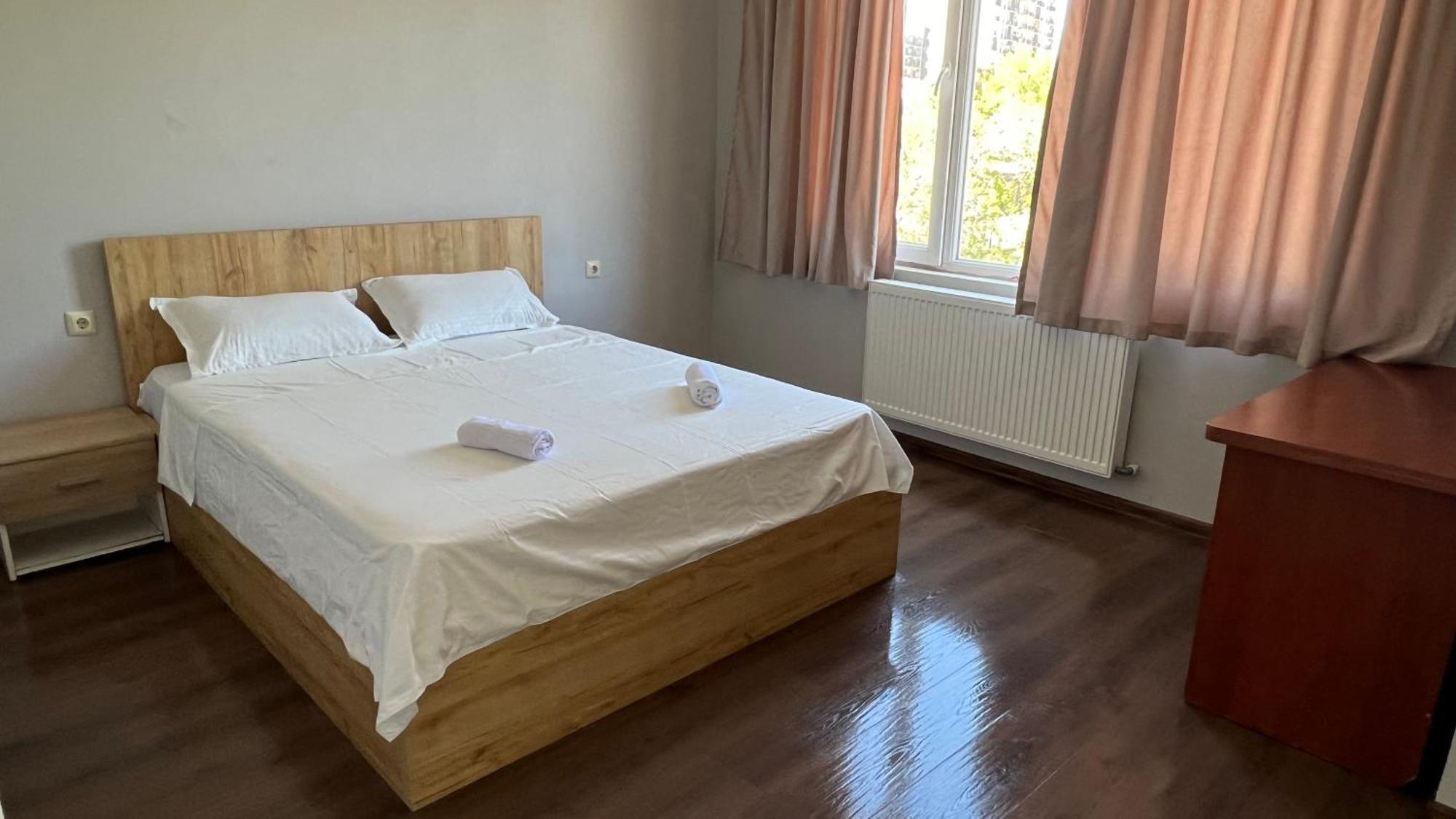 فندق Garden House تبليسي المظهر الخارجي الصورة